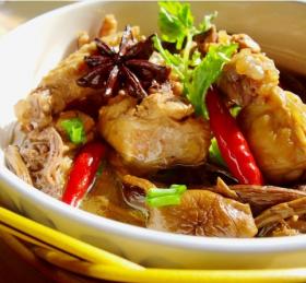 茶树菇炖鸡肉的做法